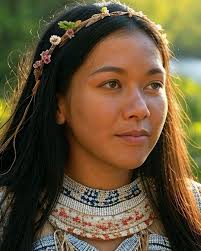 NATIVE BEAUTY 🤍🤎 AHOO 🏹 #nativebeauty #wildandfree #earthsoul  #indigenousvibes #naturalelegance #freespirit