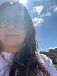 Victoria Eldridge's Instagram, Twitter & Facebook