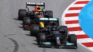 Max verstappen snaps back at lewis hamilton calling himself the underdog. Hamilton Says He S Done Well To Avoid Incidents With Verstappen In 2021 But Doesn T Rule Out Contact This Year Formula 1