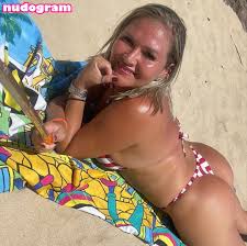 Fabiana Grafitheira  fabianadiferenciada  fabianagrafitheiraa Nude Leaks  OnlyFans Photo 4 - Nudogram v2.0