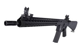 This rifle, despite a rocky start in the jungles of vietnam, would go on to change the way nearly every western nation. Cybergun Colt M16 Keymod Full Metal Black Aeg