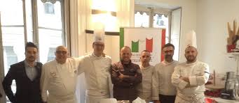 L'orario di apertura del consolato italia può cambiare in modo imprevisto. I Francesi Conquistati Dalla Cucina Della Basilicata Piazza Lucana