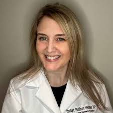 Vanessa Tobin's Instagram, Twitter & Facebook