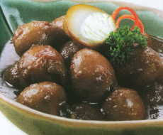 Inilah yang membuat semur terasa manis dan memiliki aroma yang kuat. Resep Telur Semur Kecap Sederhana Hijab Casual
