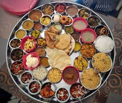 50 Dishes Bahubali Thali At Ponnusamy Chettinad Non Veg Restaurant Veg Restaurant Food Masala Fish