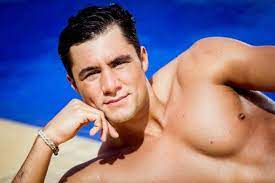 Dort hat er die rolle des antonio bianchi ergattert. Villingen Schwenningen Danilo Cristilli Fliegt Bei Rtl Ii Show Love Island Raus Villingen Schwenningen Umgebung Schwarzwalder Bote