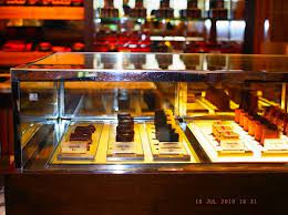 Enjoy your favourite mandarin oriental signature dishes, cakes and pastries at the comfort of your home, or for gifting to your loved ones. Cake Shop At The Mandarin Oriental Hongkong Cityseeker