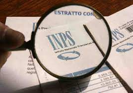 La pensione d'invalidità civile, o assegno di assistenza per gli invalidi civili parziali, è una prestazione dell'inps che spetta a chi dato che la pensione d'invalidità civile risulta di ammontare assai inferiore rispetto alle fasce d'importo per le quali la perequazione viene ridotta, la prestazione per il 2019 è. Aumento Pensioni Di Invalidita 2020 Ultime Novita Su Sentenza 152 2020 Pensioni Per Tutti