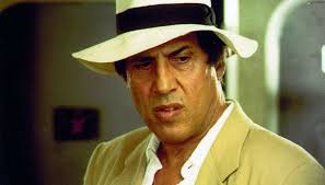 Il tempo se ne va. Dieci Curiosita Che Non Conosci Su Adriano Celentano Supereva