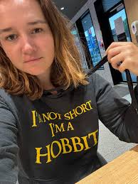 Subject: Hobbit hiker needs a spot & lift (Jan 9-10) 🧙‍♂️