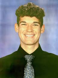 Cadiz High awards scholarships to seniors