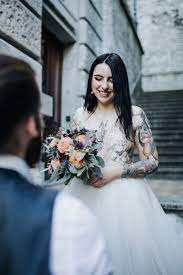 Ein Rockiges After Wedding Shooting Im Schonen Zurich Hochzeitsfotograf Hochzeitsinspirationen Hochzeit