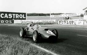 For 1961 the v6 really came of age, not least because the f1 regulations for that year demanded a reduction in capacity to 1.5 litres. 1958 Ferrari 246 F1 Conceptcarz Com