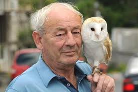 Going walkies with a wild bird is unwise, Owl Man told