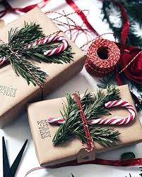 Recipes like chocolate fudge and english toffee are some of the most quintessential plus, these easy christmas candy recipes can make fantastic homemade food gifts, whether you're giving presents to neighbors or in a pinch for a. 7 Adorable Christmas Gift Wrapping Ideas Daily Dream Decor