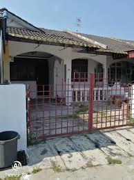 Cari properti dijual & disewakan di seluruh indonesia, secara online mudah aman & cepat hanya di iklanrumah.id. Rumah Di Taman Jati Rencouple Sewa Jual Beli Rumah Ipoh Facebook