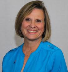 Volunteers for craft project at Greentree Manor in Waterford