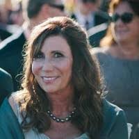 Ingrid Kane's Instagram, Twitter & Facebook