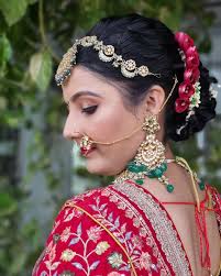 Priti Bhatt (@mahek_beauty_mekup_studio) • Instagram photos and videos