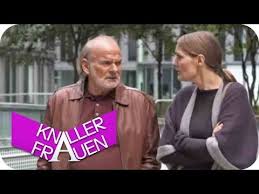 Als bonus entgeht der kunde den weg in die fußgängerzone und hat eine überwältigende auswahl problemlos sofort zu gesicht. Botox Subtitled Knallerfrauen Mit Martina Hill Youtube Knallerfrauen Martina Hill Frau