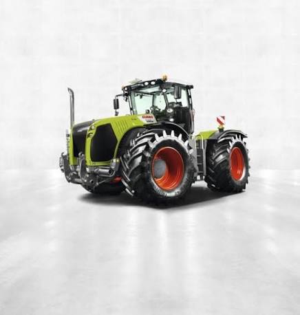 Claas Xerion 3800 TRAC Tractor