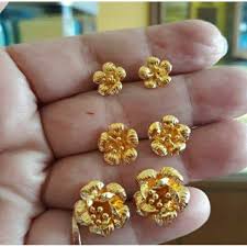 Posts about anting kendari written by siolaonline. Tr Anting Bunga Kendari Mas Asli 24k Kadar 99 9 2 Gram Shopee Indonesia