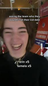 María Lamela is a good girl😩 #synchro #teamspain #skating