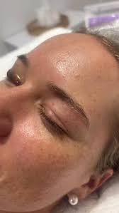 Brows framed. Lashes lifted. Ready to take