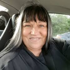 Shannon Denault's Instagram, Twitter & Facebook