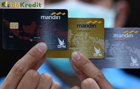 Lalu, bagaimana dengan kartu kredit? 8 Perbedaan Kartu Kredit Dan Atm Debit Bagus Mana Idekredit