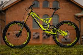 Bike Der Woche Specialized Demo Von Ibc User Evel Knievel Coole Fahrrader Fahrrad Und Rennrad