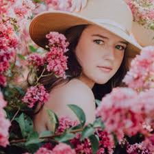 Barbara Oldham (@MommaOldhamm)