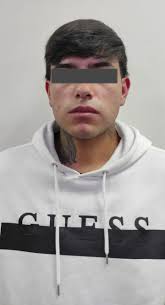 🚨IDENTIFICAN A DETENIDOS EN CATEOS EN COL. NORIA NORTE EN APODACA 🚨  Durante los cateos registrados en la Colonia Noria Norte, se detuvo a dos  mujeres identificadas como Karen Estefania de 21