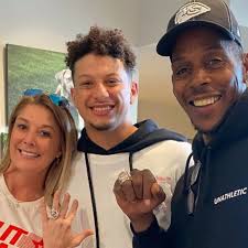 Meet Patrick Mahomes' mum and dad, Pat and Randi: the Kansas City Chiefs  quarterback's parents have another son, Jackson, and divorced in 2006 … but  what does Pat think of Taylor Swift? |