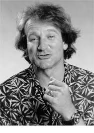 Robin Williams Street Style