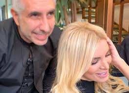 Découvrez toutes les tendances coiffure de 2020. Mallia Se Karantina O Koryfaios Hair Expert Twn Kommwthriwn Ilias And Staff Apokalyptei Xrhsima Mystika Usay Gr