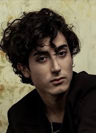 Peter Dinklage and his daughter 😍