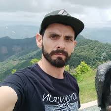 Veronica Arango (@veroarango13)