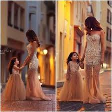 Mamma e me madre figlia corrispondenza abiti vestiti rosa | etsy image 0. 82 Idee Su Mamma E Figlia Uguali Mamma Figli Abiti Abbinati