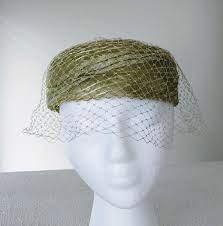 Vintage Pillbox Hat Ca 1960s No Tags 21 Band Circumference Approx 7 1 2 Diameter Unlined Semi Sheer Straw Hat Net Fabric Vintage Millinery Velvet Bow