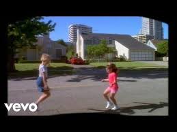 A Change Would Do You Good Is The Fourth Single From Sheryl Crow S 1996 Eponymous Album The Song Uses A Series Of No In 2020 Sheryl Crow Do Your Best Music Memories