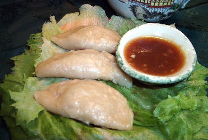 Tibetan Momo (A Dim Sum Dumpling from Tibet)