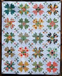 A pattern for this quilt bag is in a japanese patchwork book: 32 Floral Quilt Patterns Ideas Quilt Patterns Floral Quilt Floral Quilt Patterns