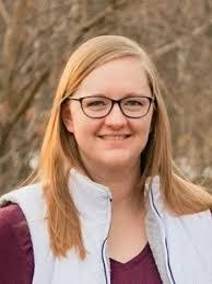 Luanne Lee's Instagram, Twitter & Facebook