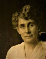 Annie Kehoe's Instagram, Twitter & Facebook