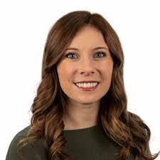 Kris Hopper's Instagram, Twitter & Facebook