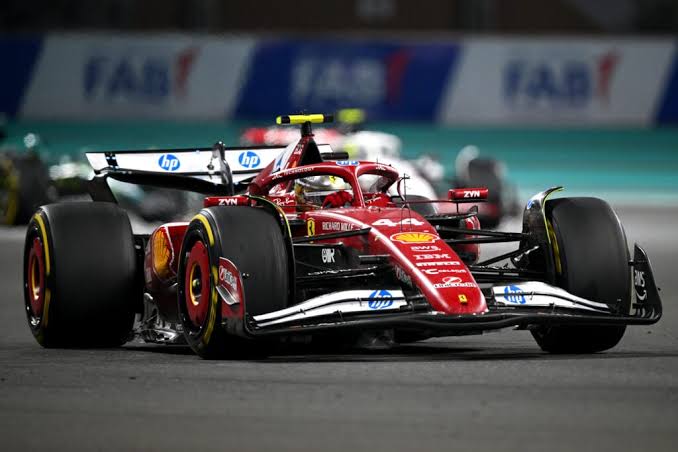 Lewis Hamilton's urgent 'stop' message shows why Ferrari must make behind  the scenes change for 2026