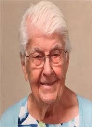 Petra Morris's Instagram, Twitter & Facebook