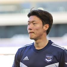 채령은 지난 1일 있지 공식 sns에 포토 바이 리아 글과 함께 사진을 공개했다. í™©ì˜ì¡° ë¦¬ê·¸1 ì„ ì • ì—¬ë¦„ì— ì´ì í•  ìŠ¤íƒ€ 5ì¸ Quot ì œì•ˆ ê±°ì ˆ ì–´ë ¤ìš¸ ê²ƒ Quot
