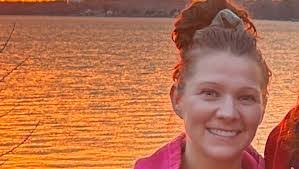 Dana Wardlow's Instagram, Twitter & Facebook